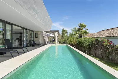 Detached Villa in Nueva Andalucía