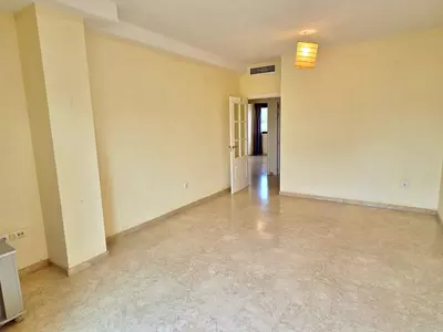 Middle Floor Apartment in Costalita