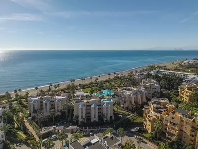 Middle Floor Apartment in Estepona