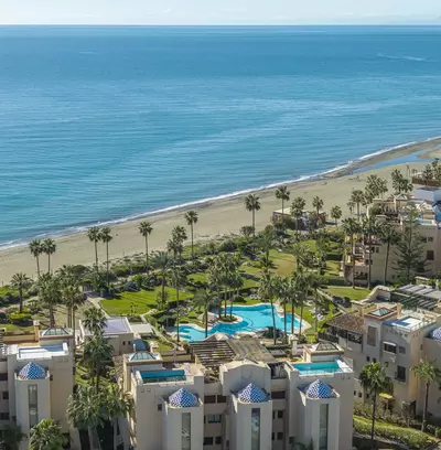 Middle Floor Apartment in Estepona