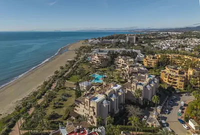 Middle Floor Apartment in Estepona