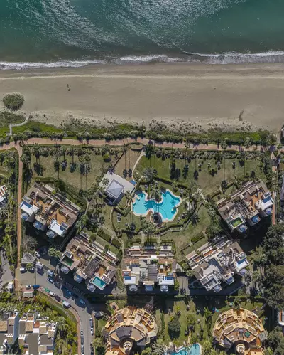 Middle Floor Apartment in Estepona
