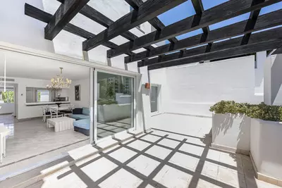 Top Floor Apartment in Río Real