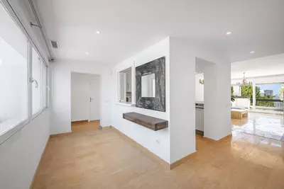 Top Floor Apartment in Río Real