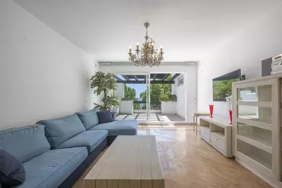 Top Floor Apartment in Río Real