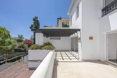 Top Floor Apartment in Río Real