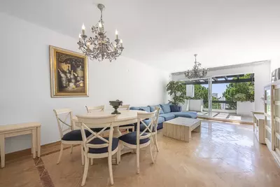 Top Floor Apartment in Río Real