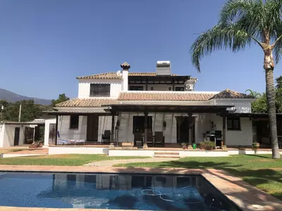 Finca - Cortijo in Estepona