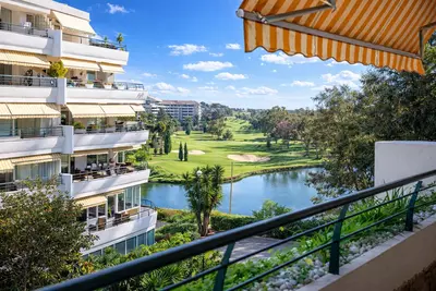 Middle Floor Apartment in Guadalmina Alta