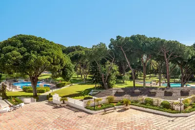 Middle Floor Apartment in Puerto Banús