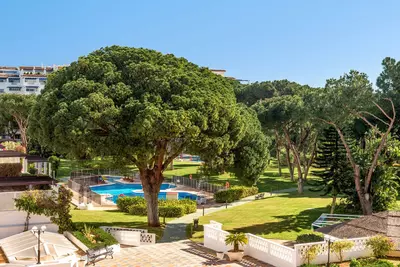 Middle Floor Apartment in Puerto Banús