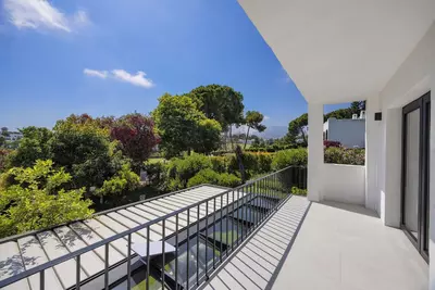 Semi-Detached House in Nueva Andalucía