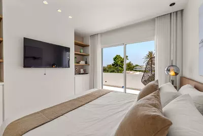 Penthouse Duplex in Nueva Andalucía