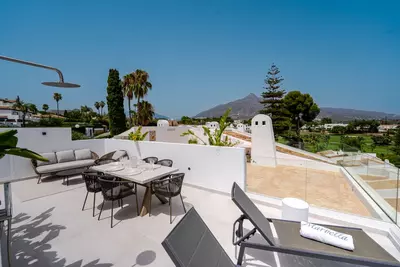 Penthouse Duplex in Nueva Andalucía
