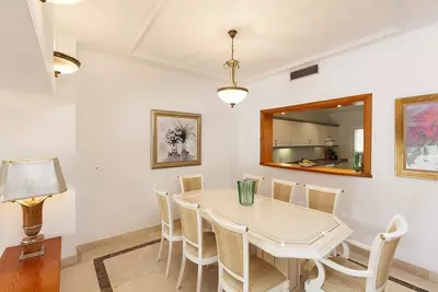 Townhouse in Nueva Andalucía