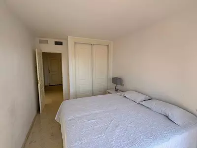 Middle Floor Apartment in Elviria