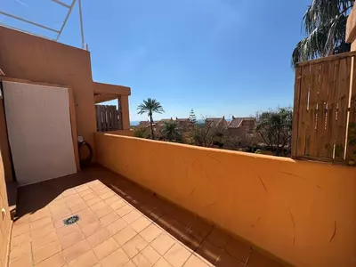 Middle Floor Apartment in Elviria