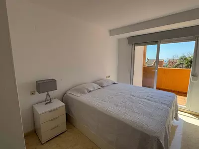 Middle Floor Apartment in Elviria
