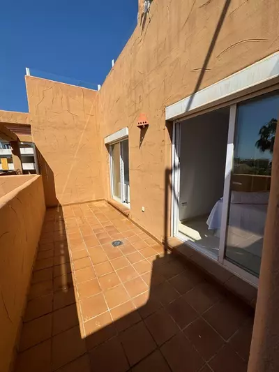 Middle Floor Apartment in Elviria