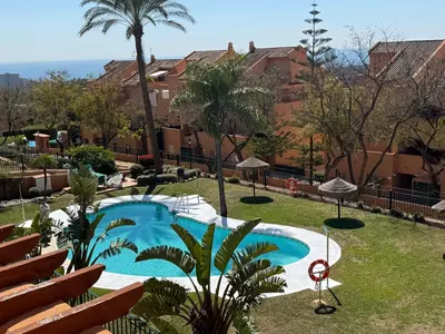 Middle Floor Apartment in Elviria