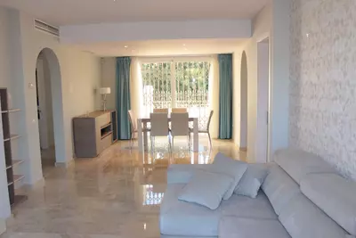 Middle Floor Apartment in Marbella