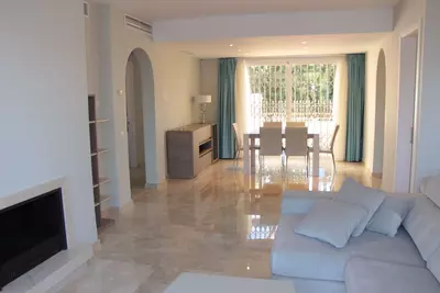 Middle Floor Apartment in Marbella