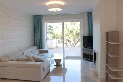 Middle Floor Apartment in Marbella