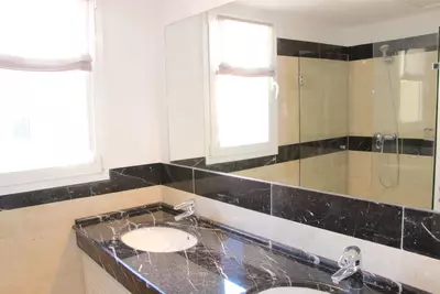 Middle Floor Apartment in Marbella
