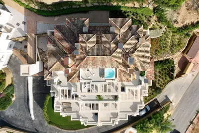 Penthouse Duplex in Nueva Andalucía