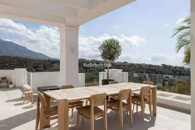 Penthouse Duplex in Nueva Andalucía