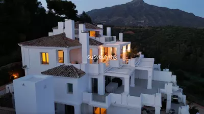 Penthouse Duplex in Nueva Andalucía