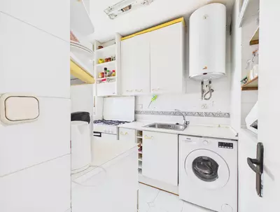Middle Floor Apartment in Estepona