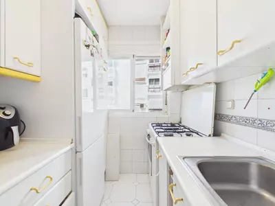 Middle Floor Apartment in Estepona