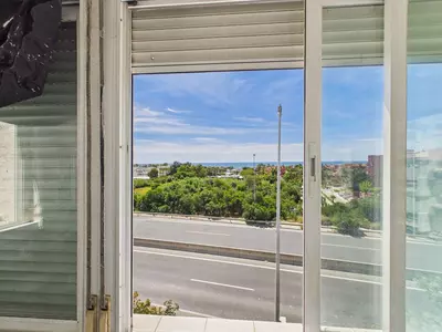 Middle Floor Apartment in Estepona
