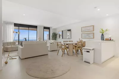 Middle Floor Apartment in Selwo