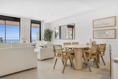 Middle Floor Apartment in Selwo