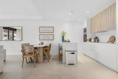 Middle Floor Apartment in Selwo