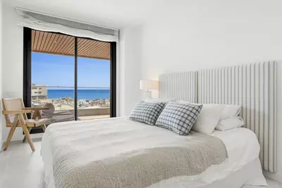 Middle Floor Apartment in Selwo