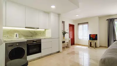 Middle Floor Apartment in Nueva Andalucía
