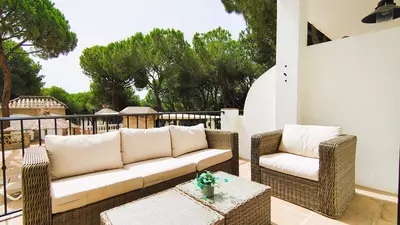 Middle Floor Apartment in Nueva Andalucía