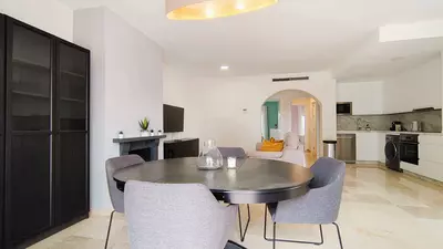 Middle Floor Apartment in Nueva Andalucía
