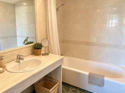 Townhouse in Artola