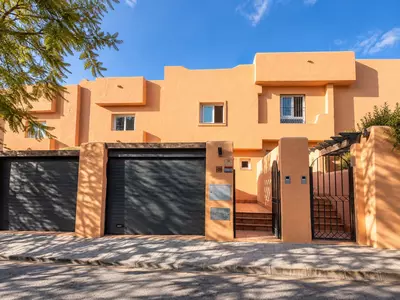 Townhouse in Artola