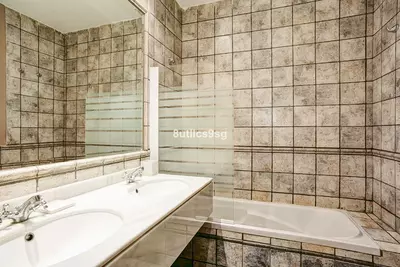 Middle Floor Apartment in Estepona
