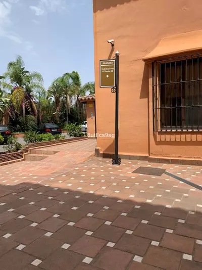 Middle Floor Apartment in Estepona