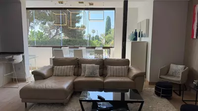 Middle Floor Apartment in Estepona