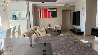 Middle Floor Apartment in Estepona