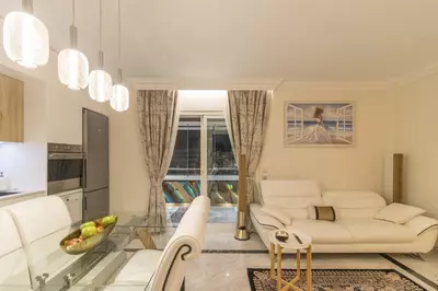 Middle Floor Apartment in Puerto Banús