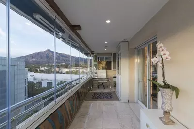 Middle Floor Apartment in Puerto Banús