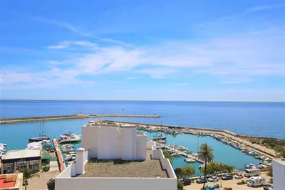 Penthouse in Estepona